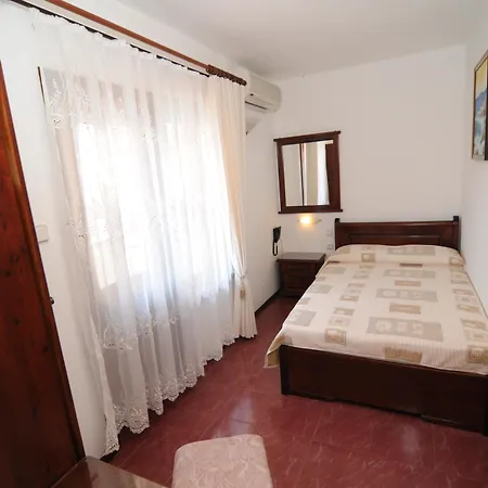 Family 3* 索佐波尔