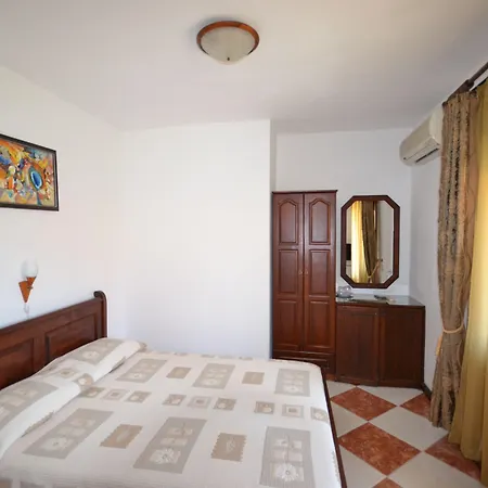 семеен море 3* Σωζόπολη